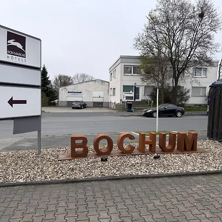 Отель Bon Marche